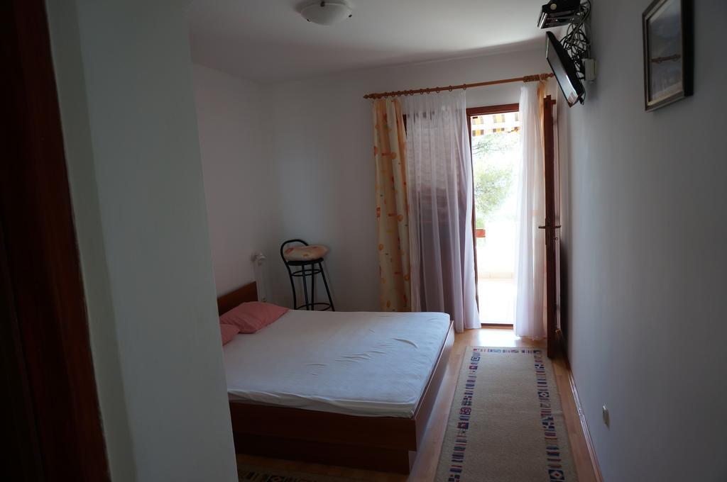 krevet i doručak Pansion Jure Matijevic Sveta Nedelja (Hvar)